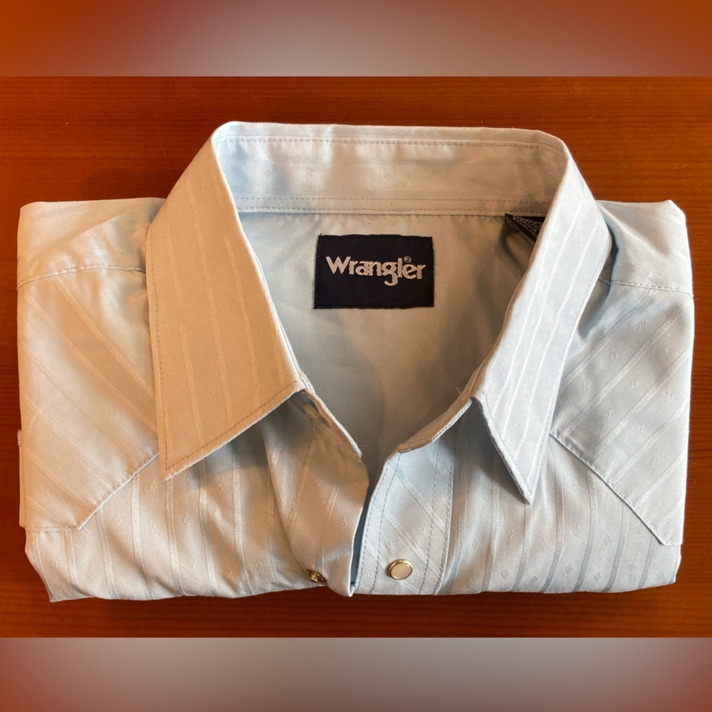 NWT Wrangler Pearl Snap Western Mens Shirt Size LT Powder Blue Satin Stripe